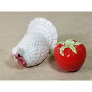 Thanksgiving Turkey Tomato Salt & Pepper Shakers 90's Ceramic White Red 2" Vtg